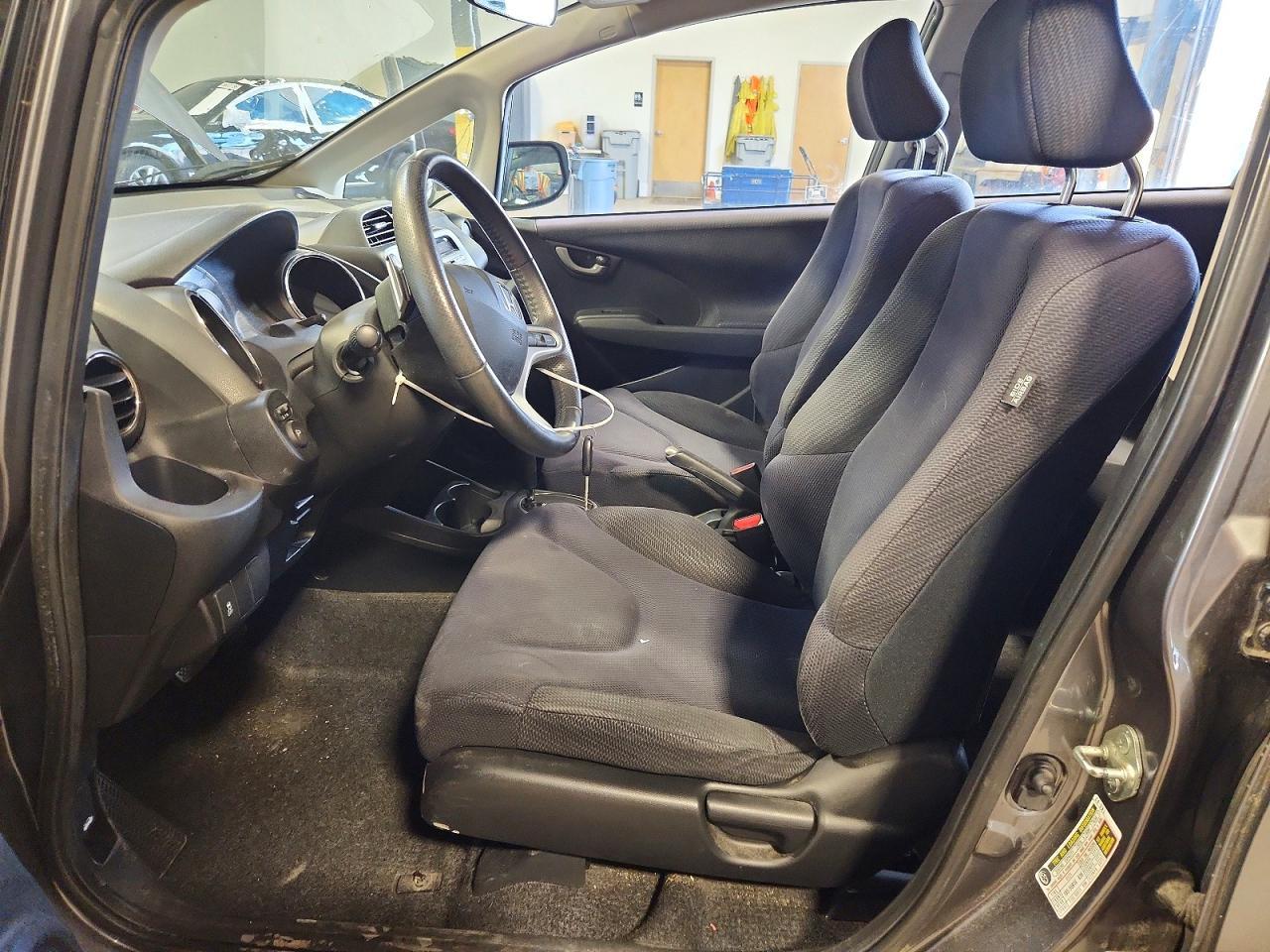 2012 Honda Fit Sport - Фото 7