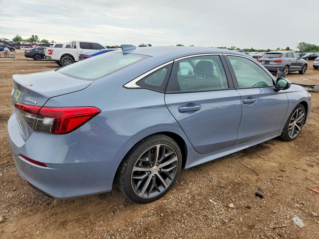 2024 Honda Civic Touring - Image 3