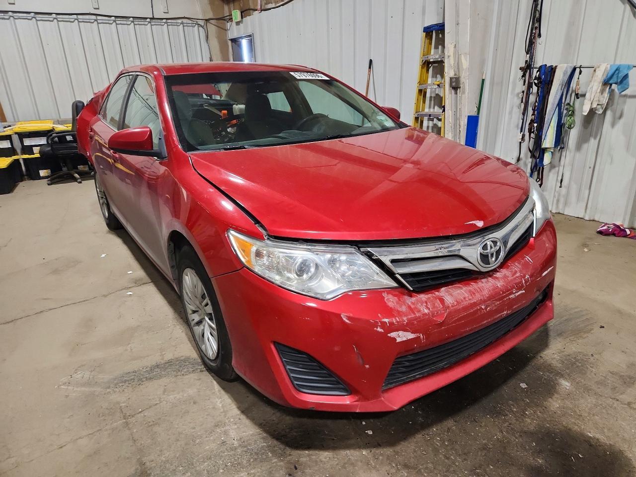 2012 Toyota Camry Le - Фото 4