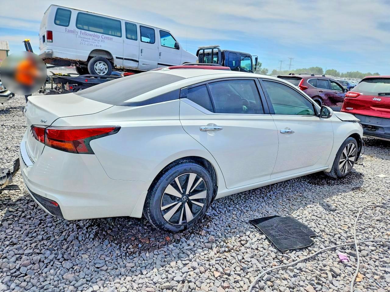 2021 Nissan Altima Sv - Image 3