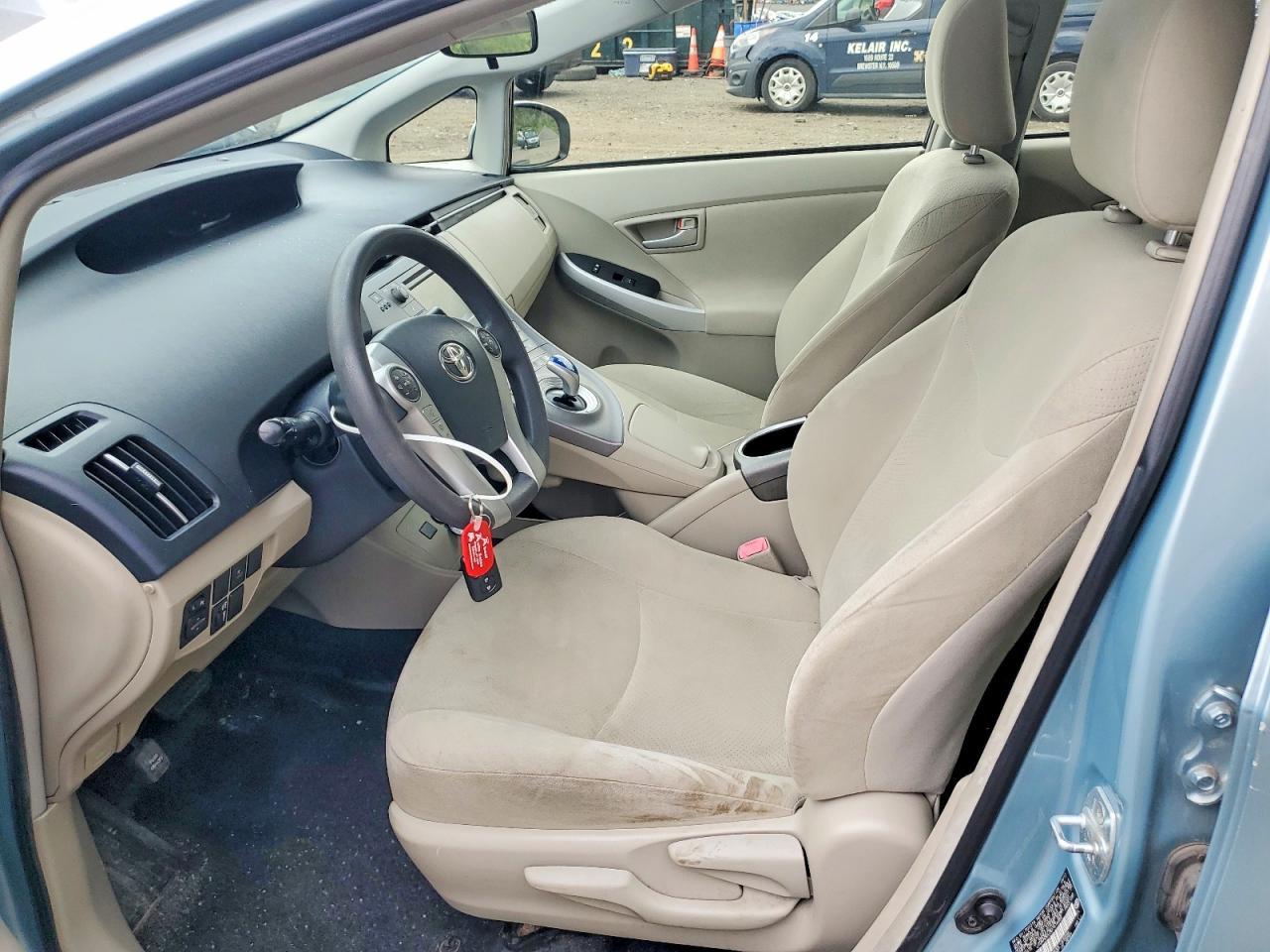 2013 Toyota Prius Three - Фото 7