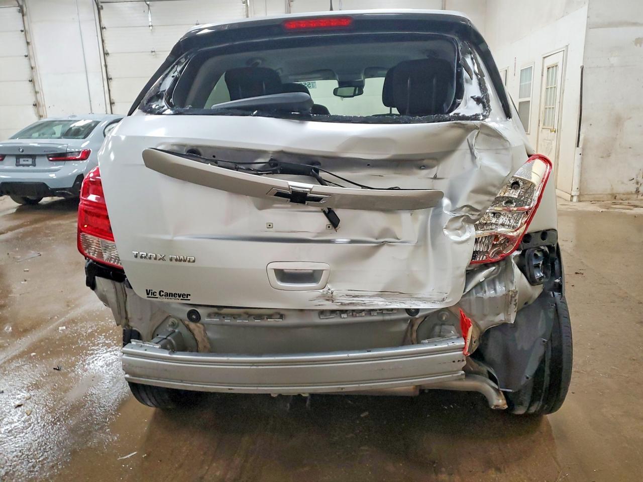 2019 Chevrolet Trax Ls - Image 6
