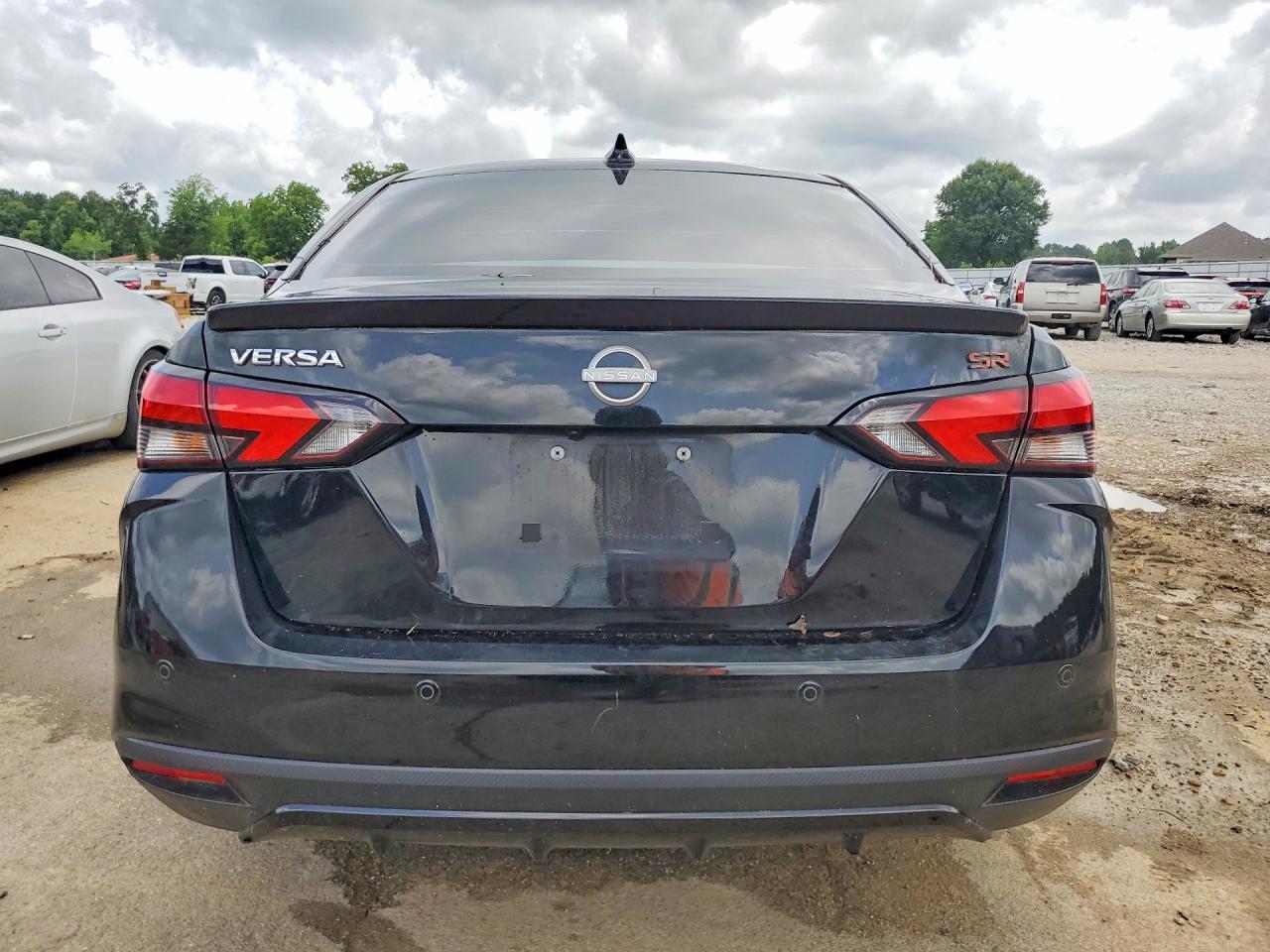 2025 Nissan Versa Sr - Фото 6