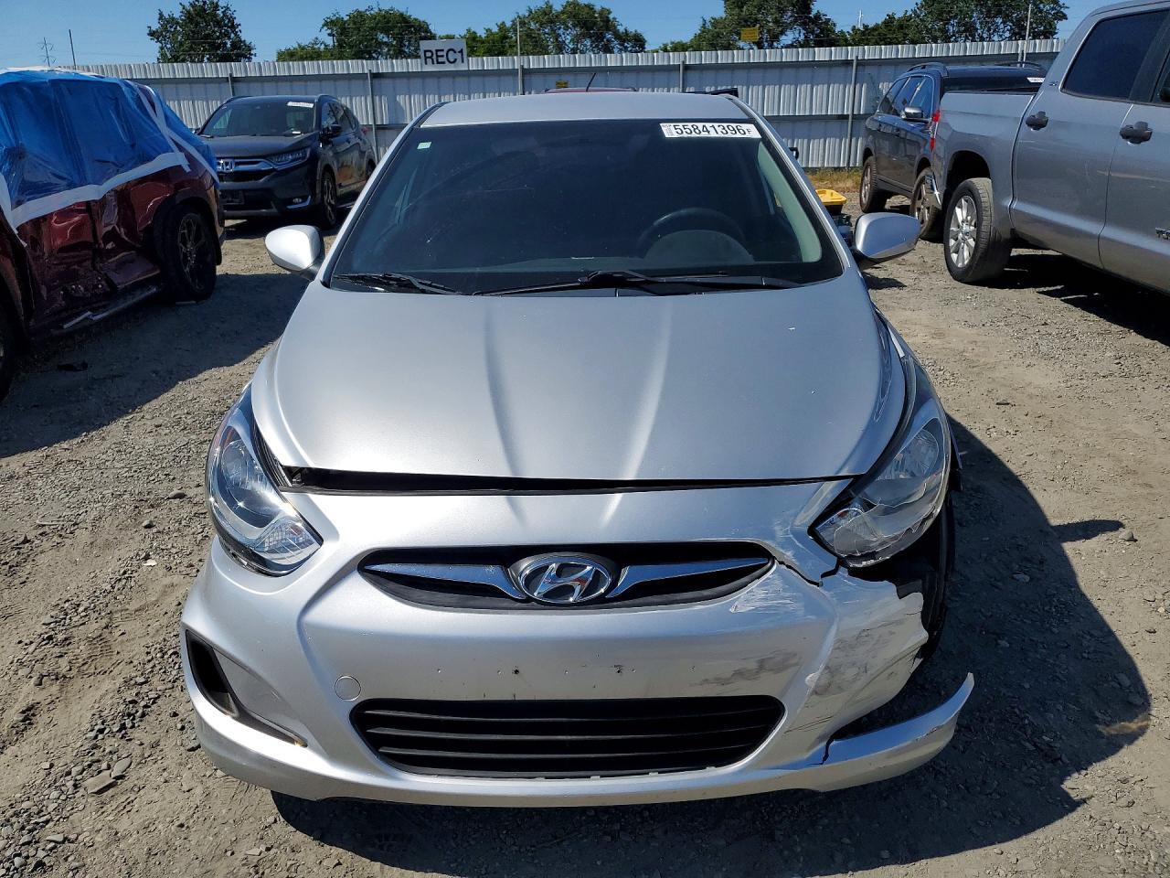 2013 Hyundai Accent Gs - Image 5