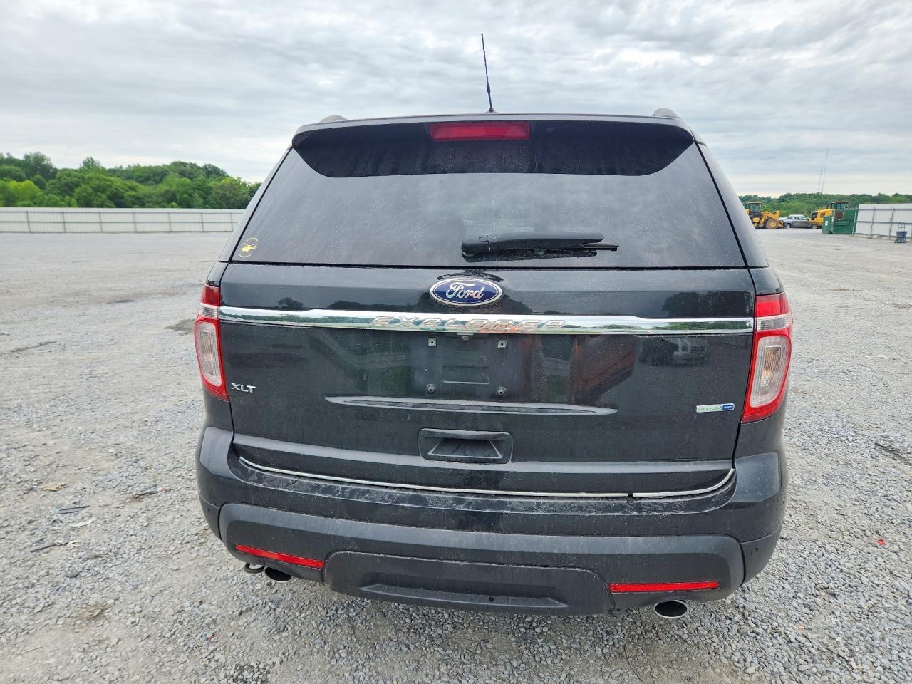 2015 Ford Explorer Xlt - Image 6
