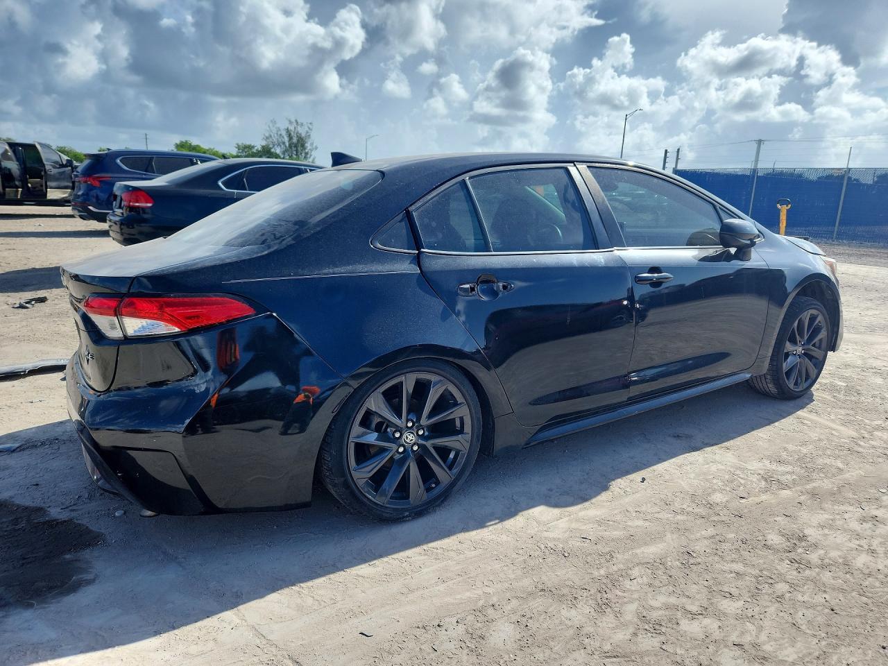 2020 Toyota Corolla Le - Image 3