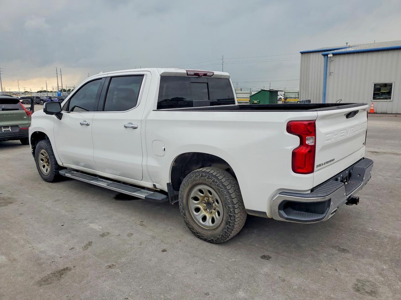 2020 Chevrolet Silverado K1500 Ltz - Image 2