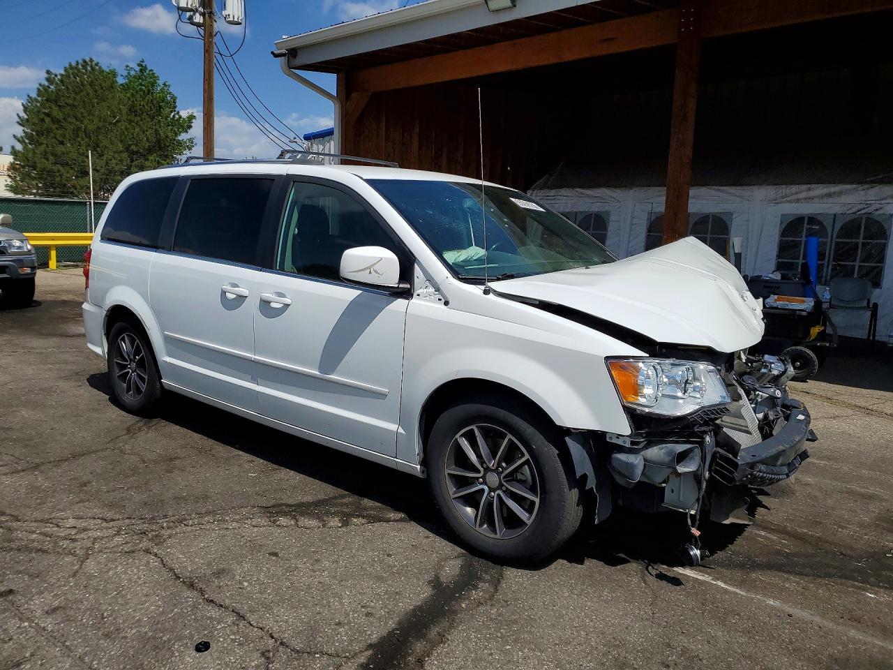 2017 Dodge Grand Caravan Sxt - Фото 4