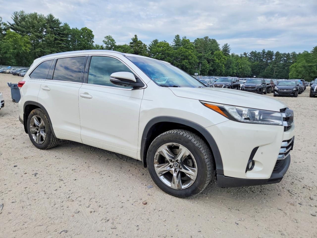 2017 Toyota Highlander Limited Platinum - Фото 4
