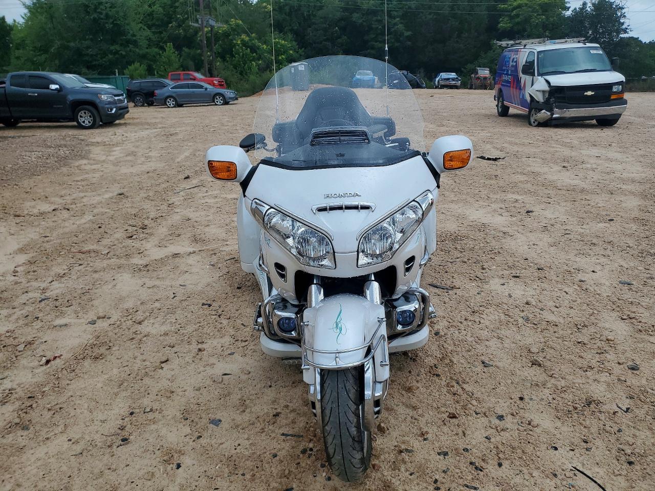2008 Honda Gl1800 - Image 2