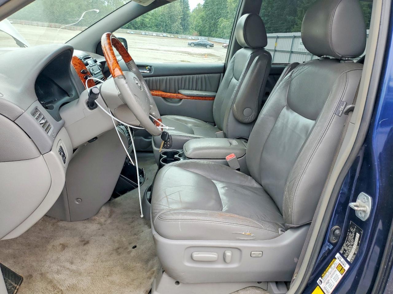 2007 Toyota Sienna Xle Limited 7-Passenger - Image 7