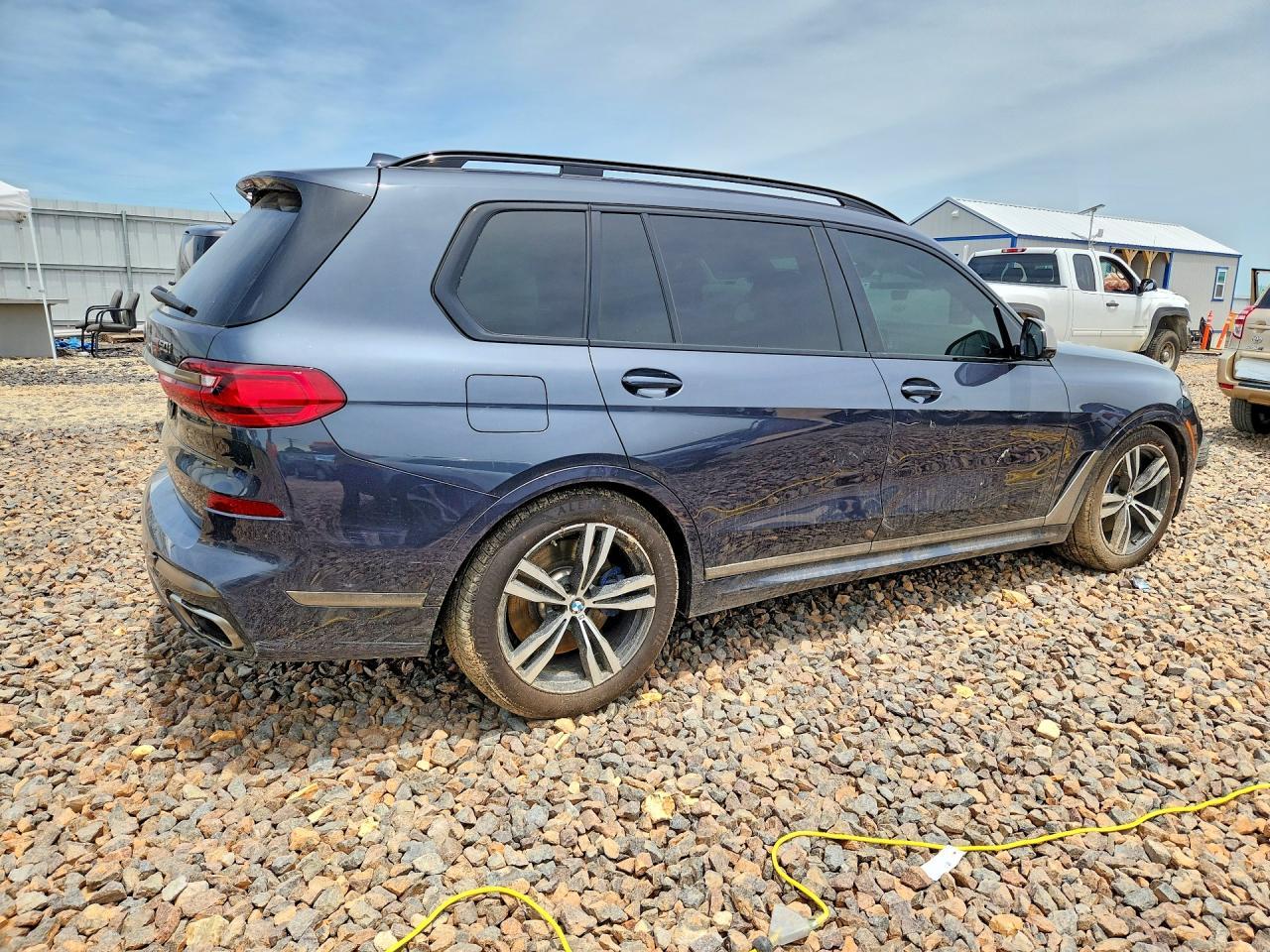 2021 BMW X7 M50I - Фото 3