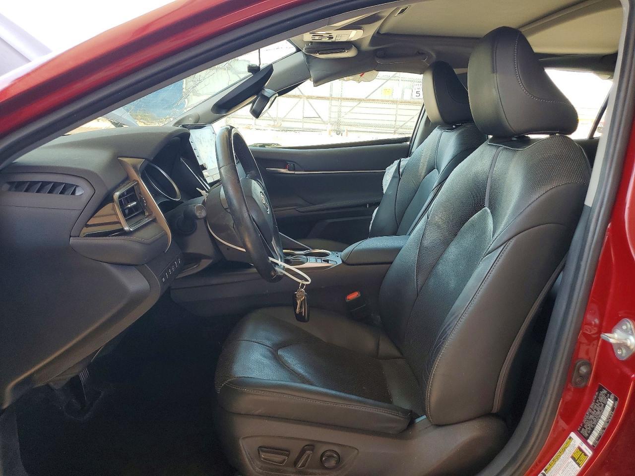 2021 Toyota Camry Xle - Image 7