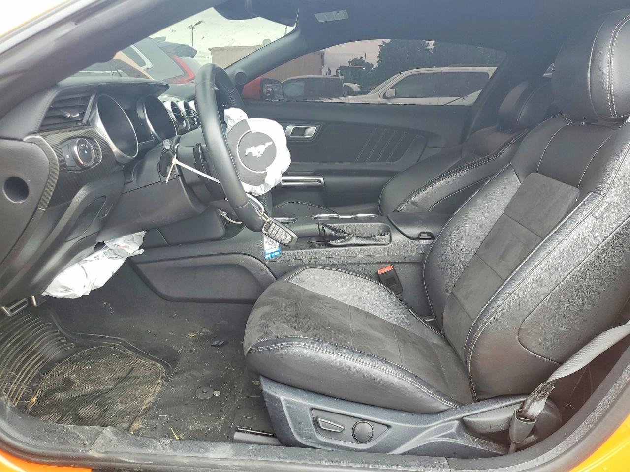 2021 Ford Mustang - Image 7