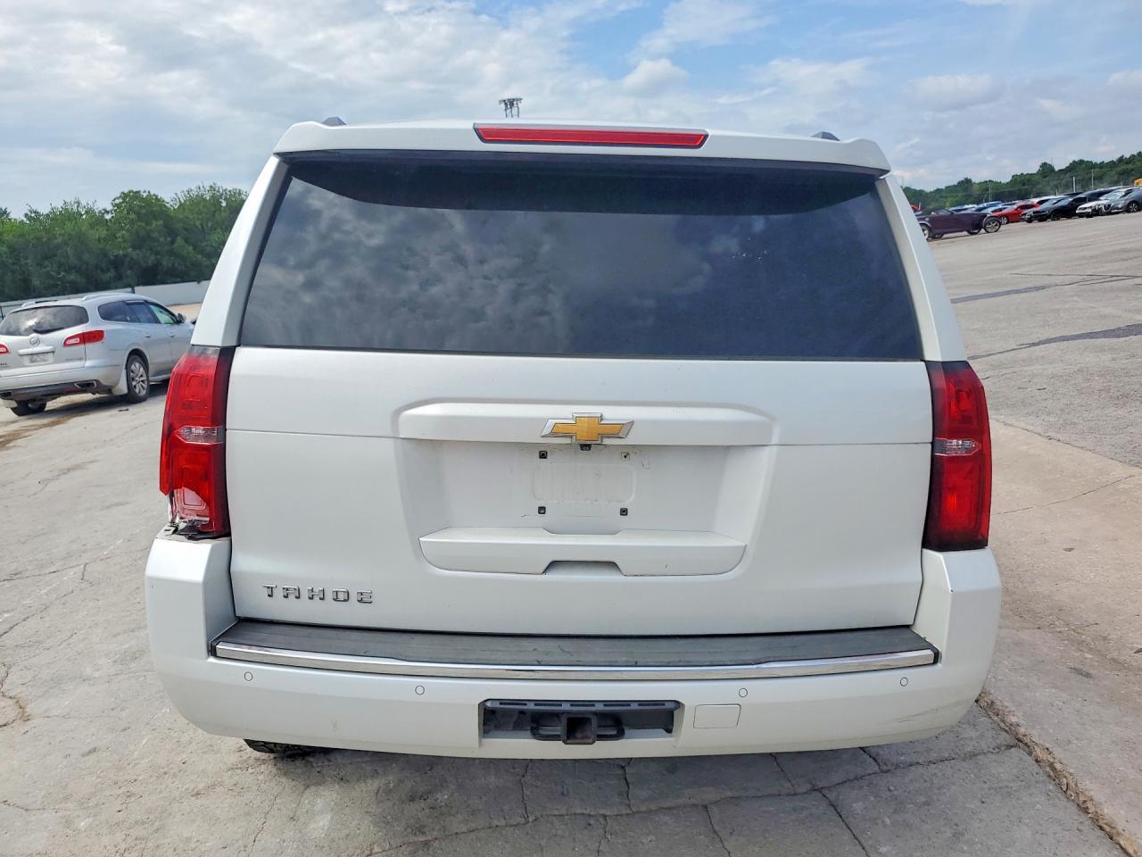 2017 Chevrolet Tahoe C1500 Premier - Фото 6