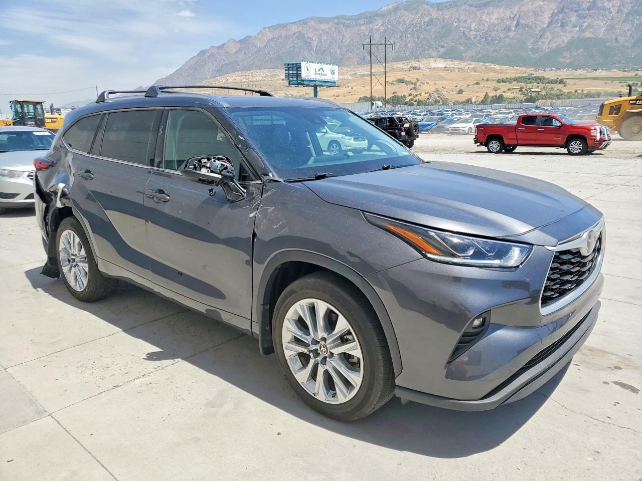 2021 Toyota Highlander Limited - Фото 4