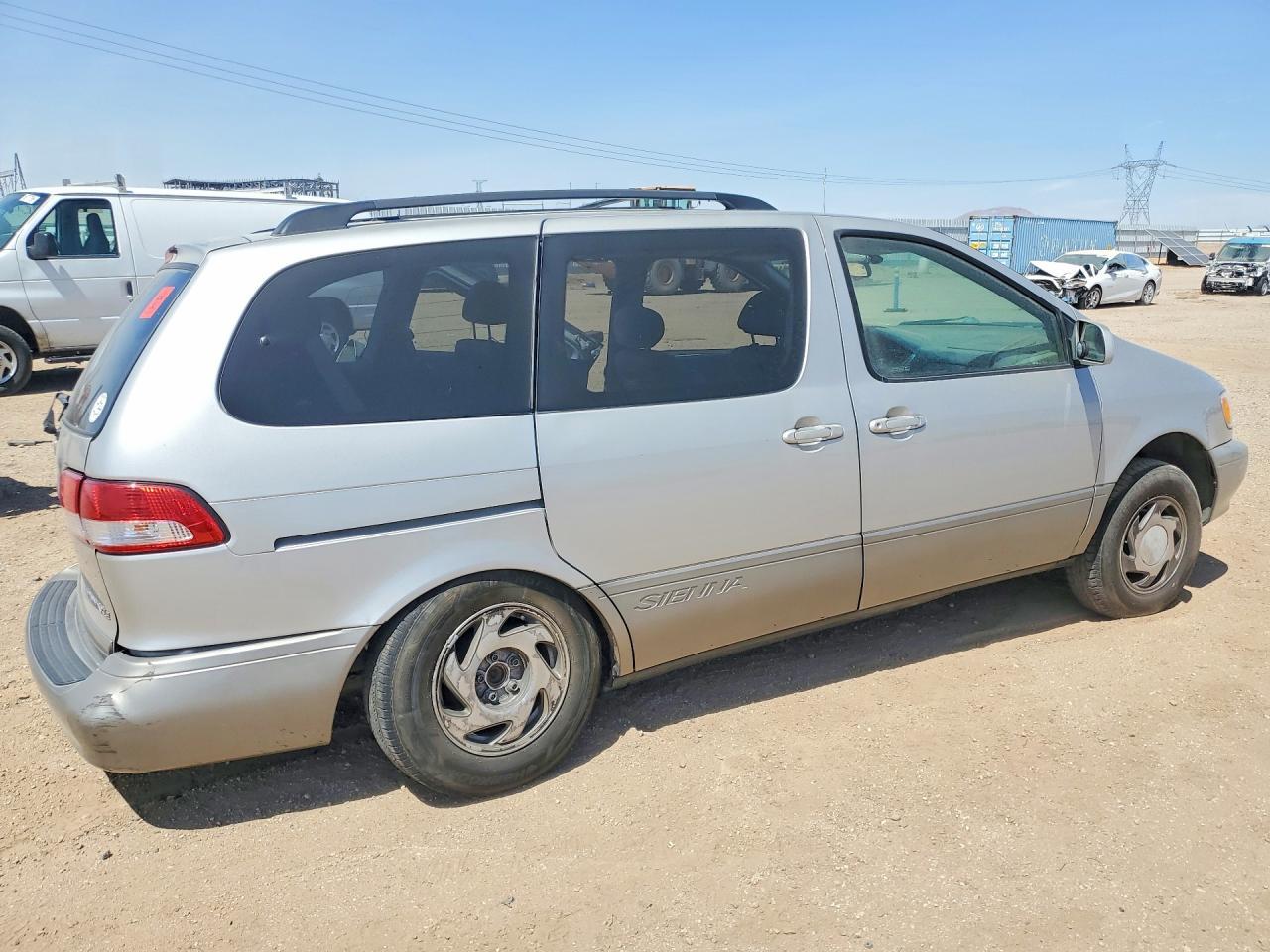2003 Toyota Sienna Xle - Фото 3