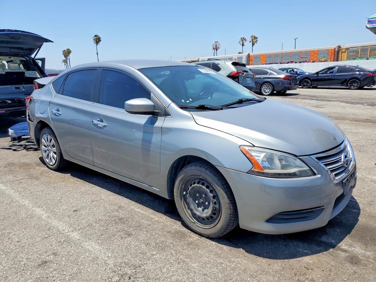2014 Nissan Sentra - Фото 4