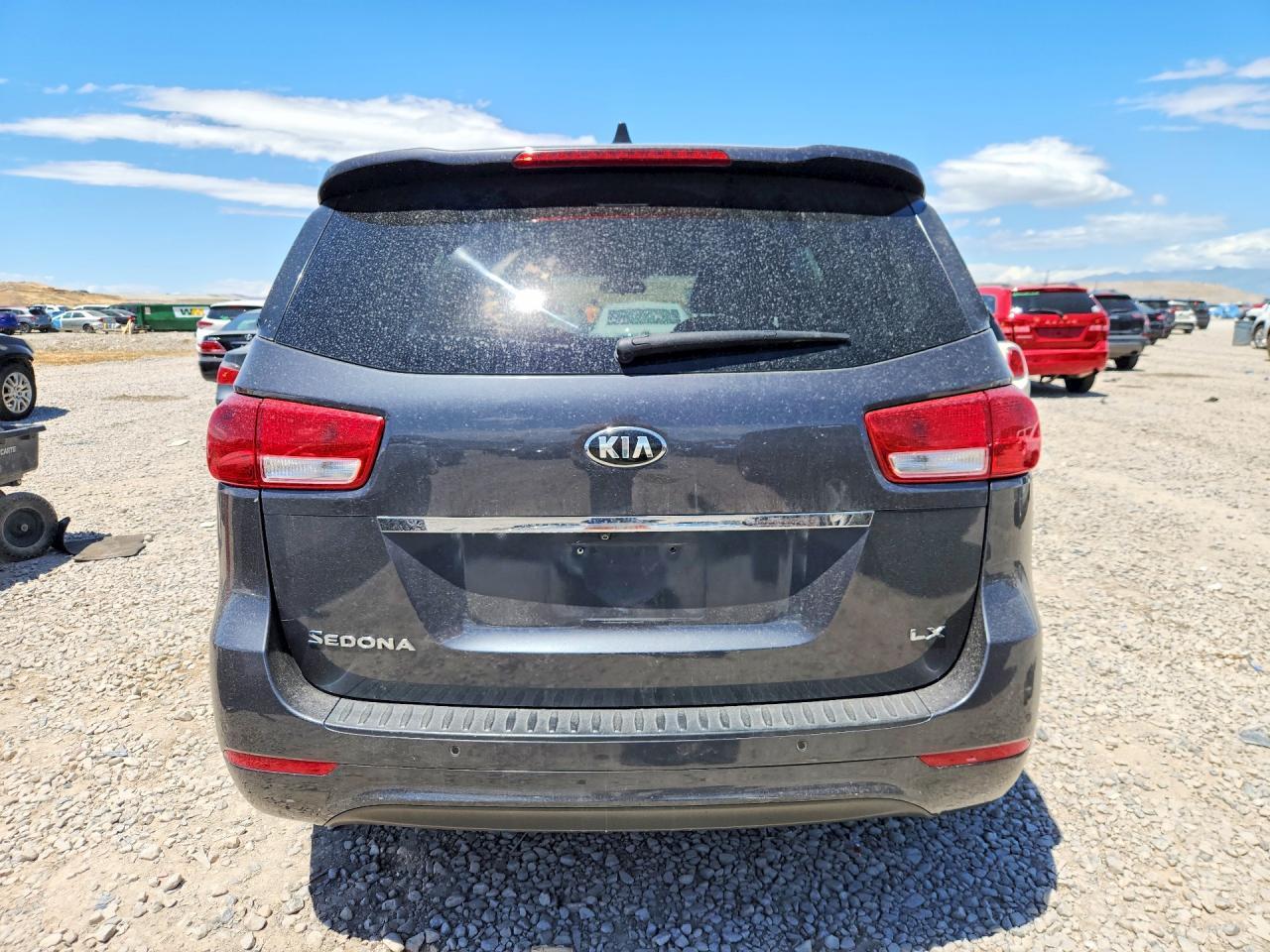 2017 Kia Sedona - Фото 6
