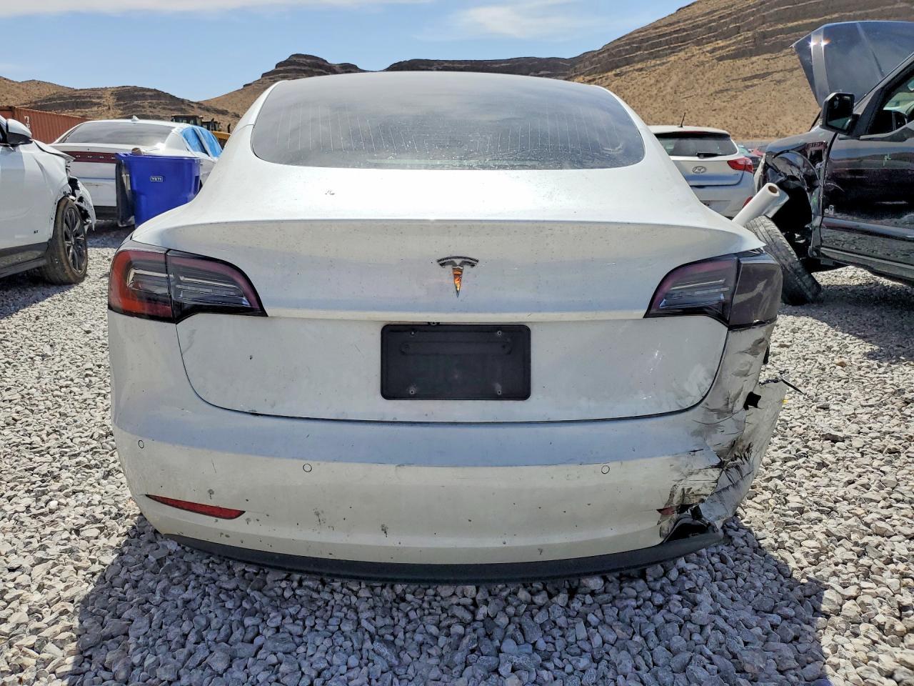 2020 Tesla Model 3 - Image 6