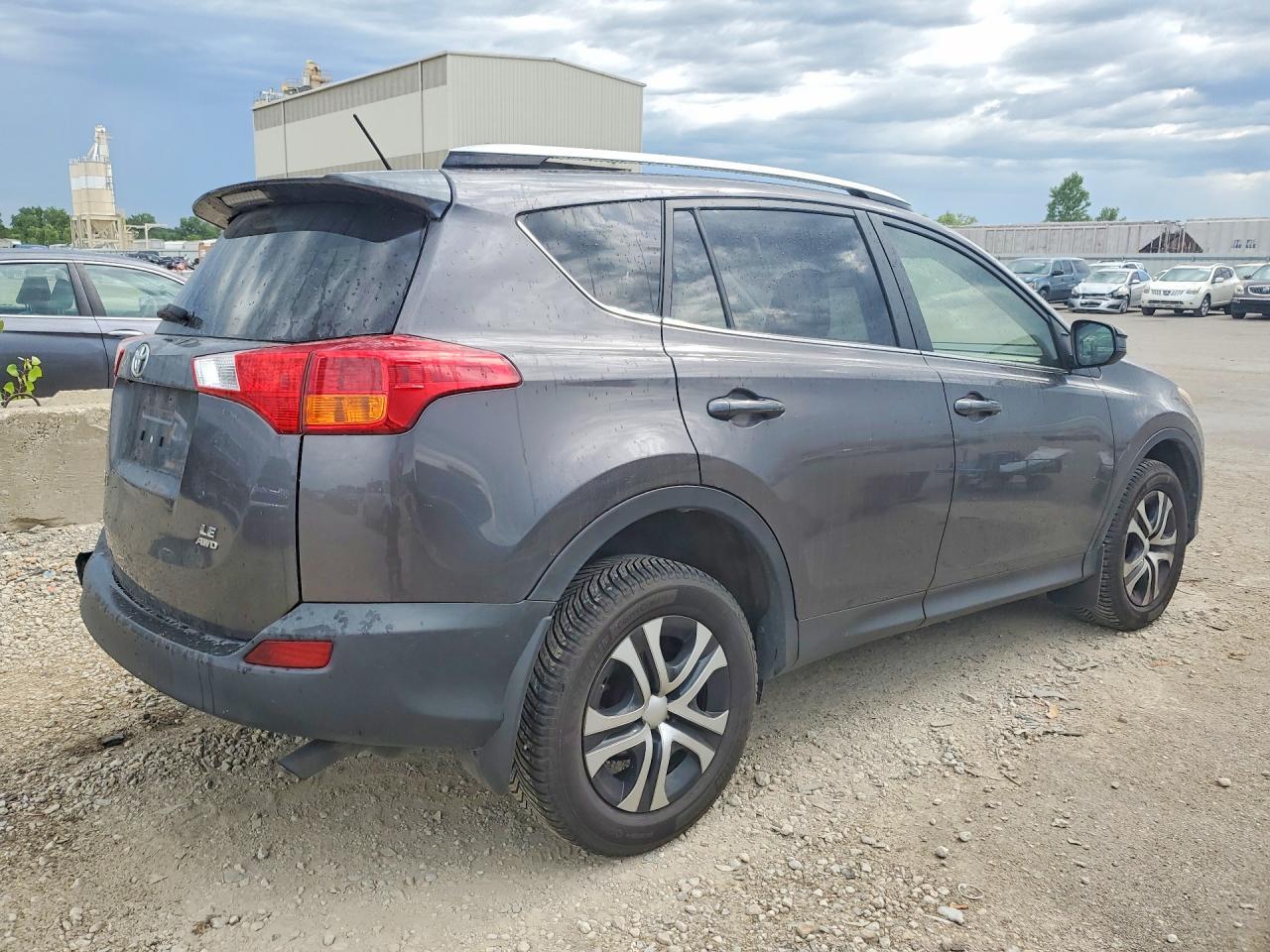 2013 Toyota Rav4 Le - Image 3