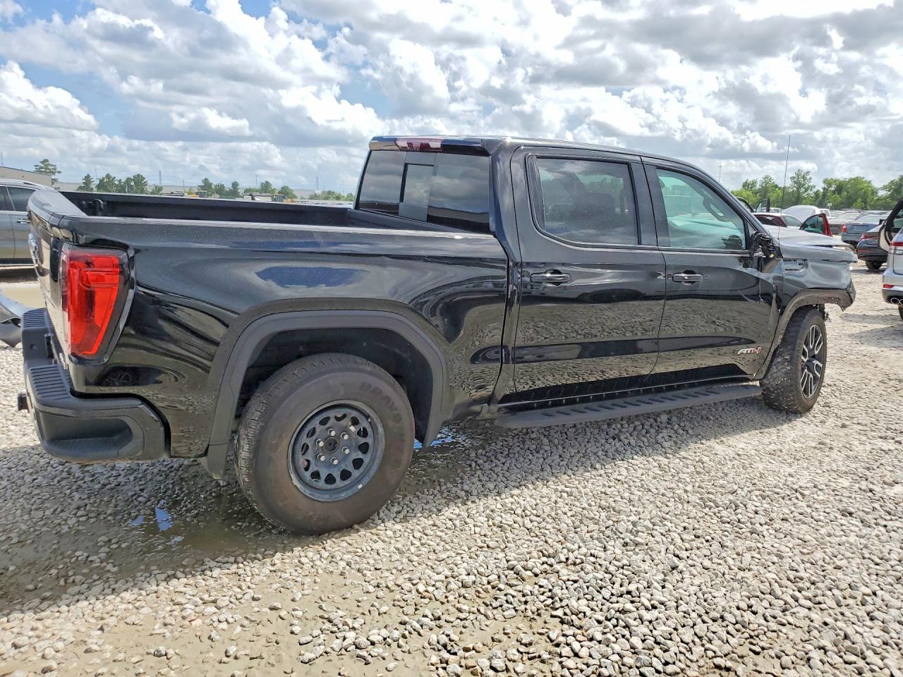 2025 GMC Sierra K1500 At4 - Image 3