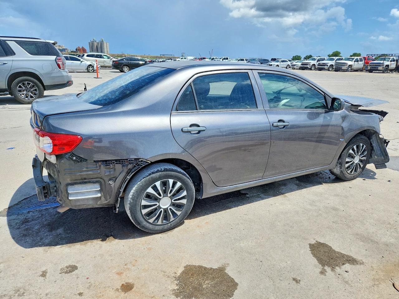 2013 Toyota Corolla L - Фото 3