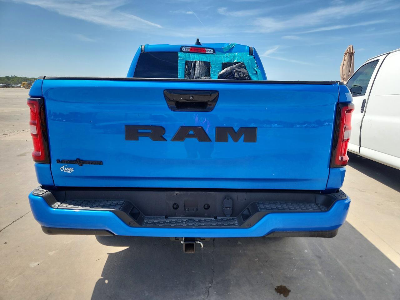 2025 Ram 1500 - Image 6