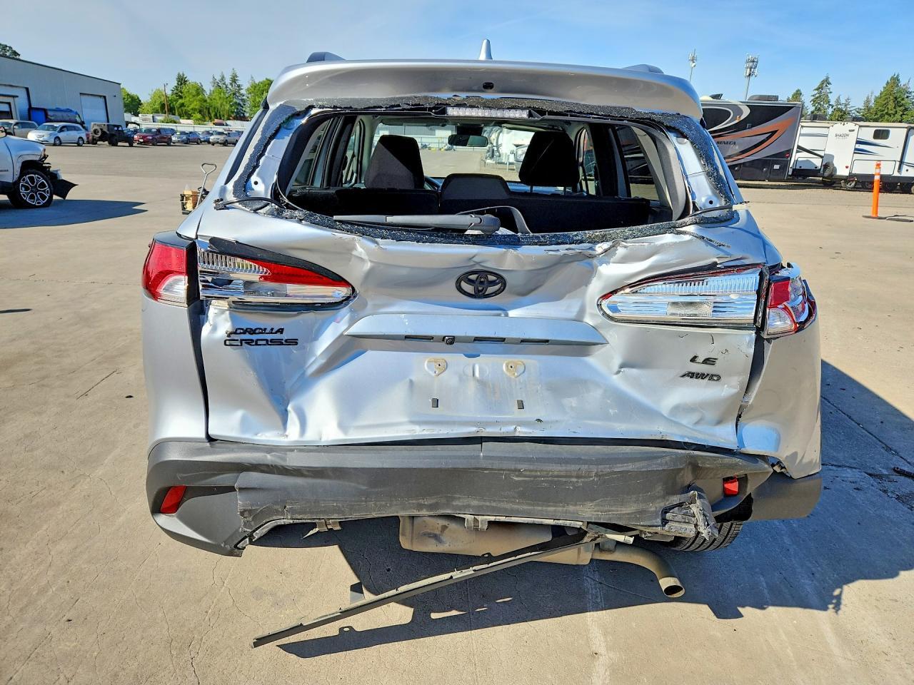 2022 Toyota Corolla Cross Xle - Фото 6