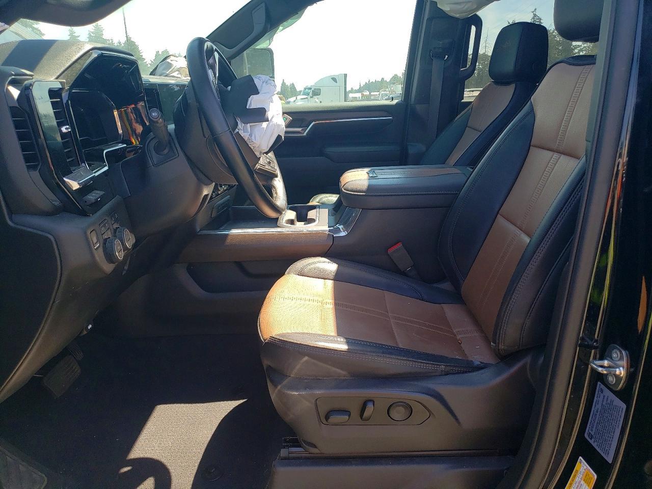 2024 Chevrolet Silverado K2500 High Country - Image 7