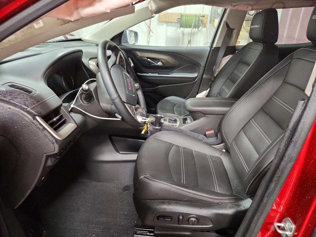 2023 GMC Terrain Denali - Фото 7