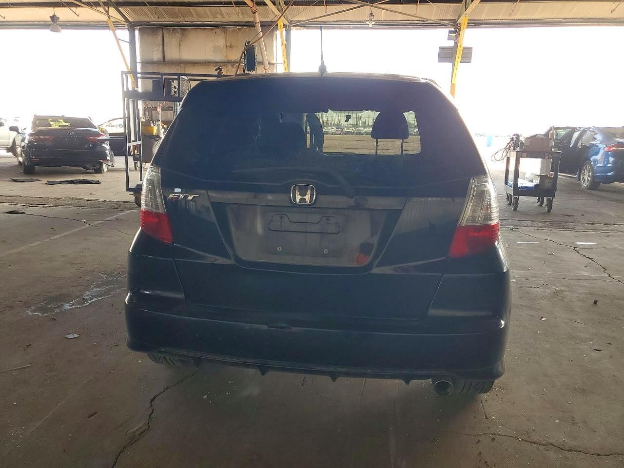 2013 Honda Fit Sport - Фото 6