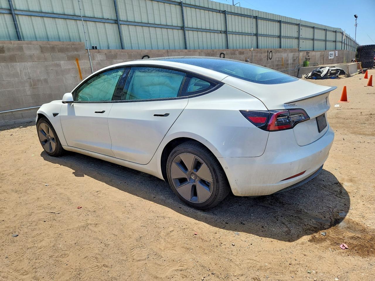 2021 Tesla Model 3 - Фото 2