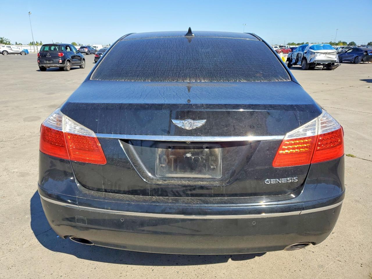 2010 Hyundai Genesis 3.8L - Фото 6