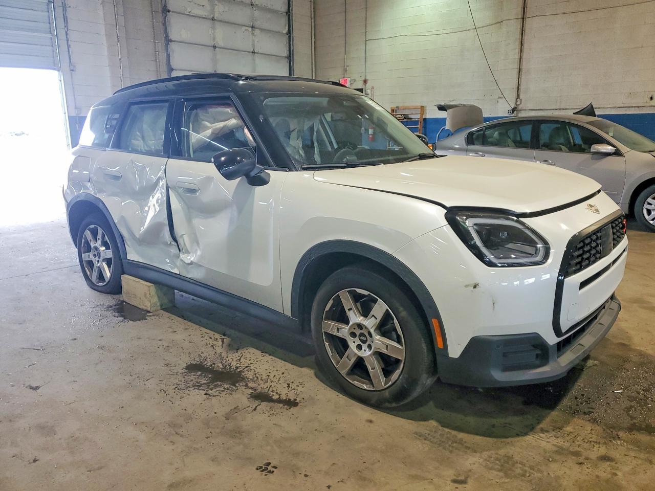 2025 Mini Countryman S All4 - Фото 4