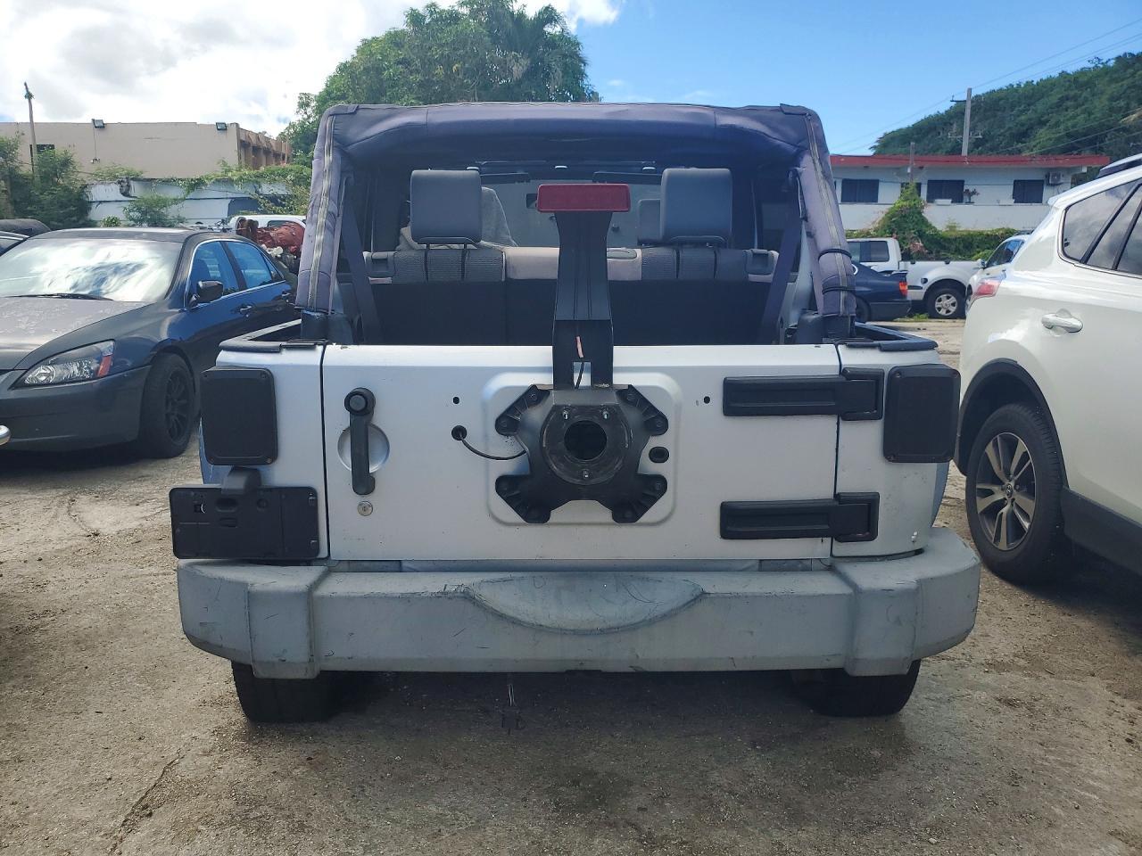 2007 Jeep Wrangler X - Image 6