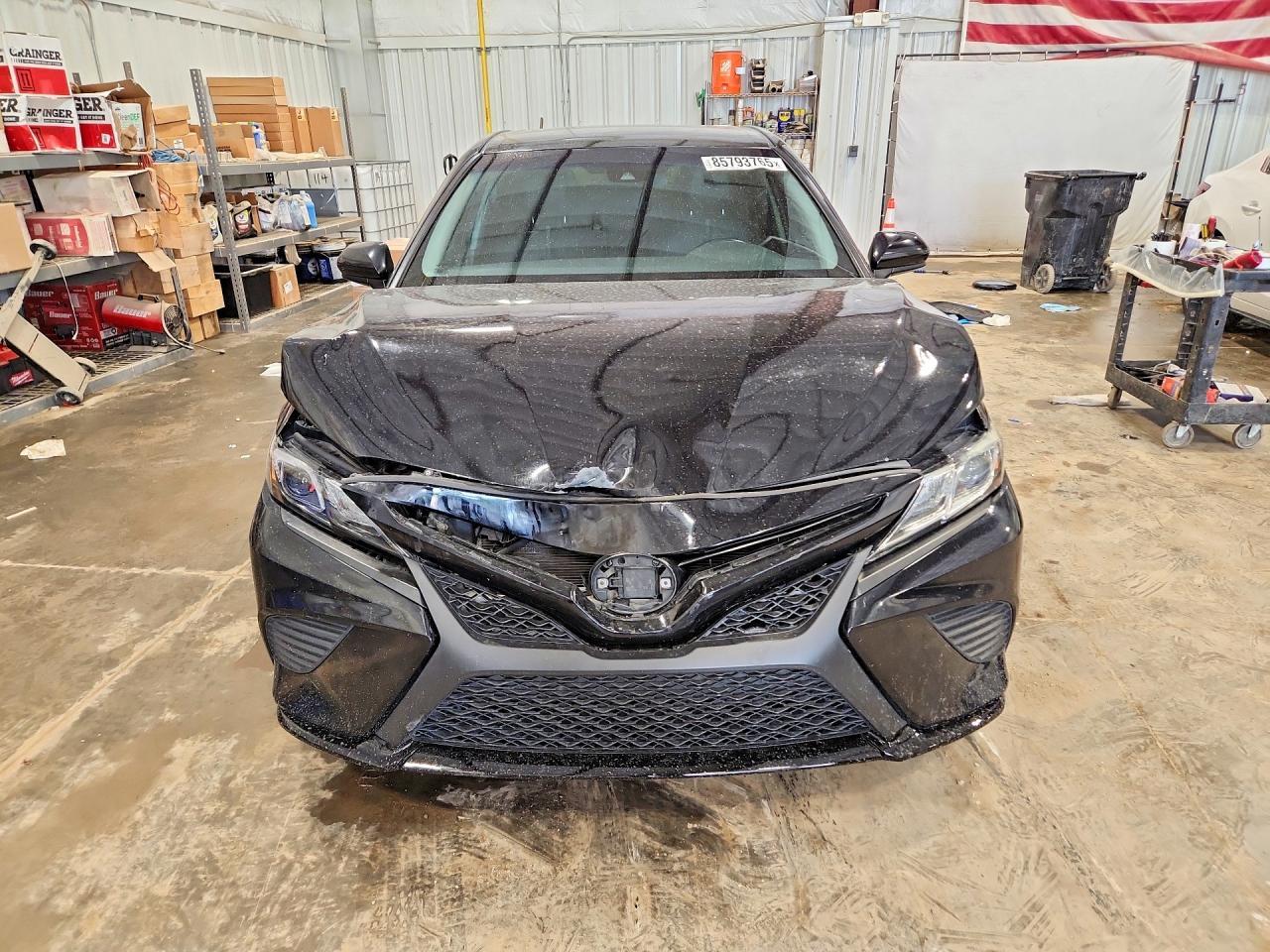 2020 Toyota Camry Se Nightshade - Фото 5