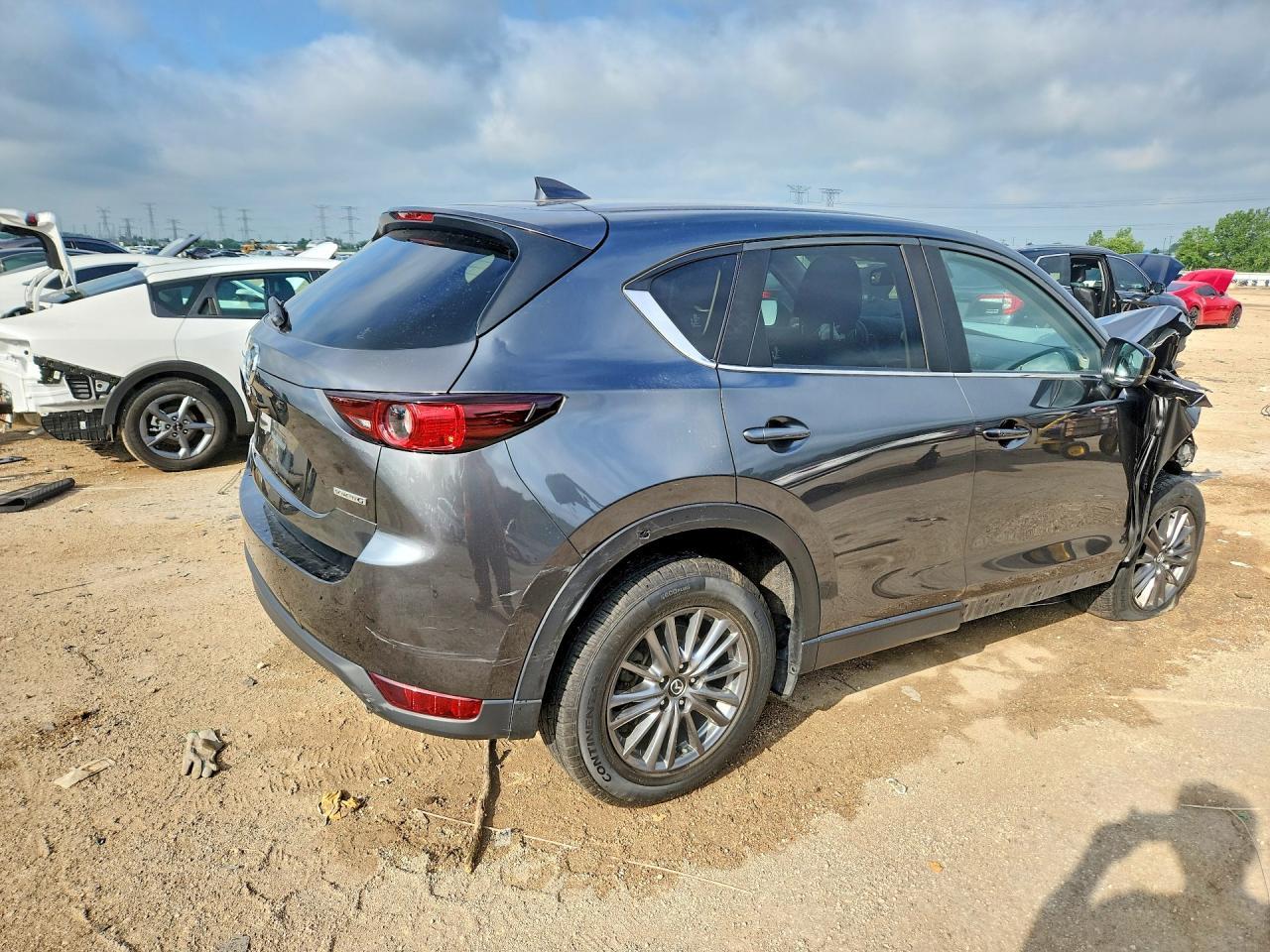 2021 Mazda Cx-5 Touring - Image 3