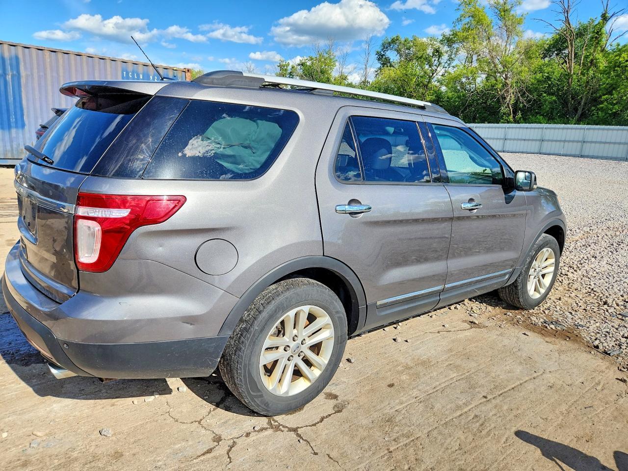 2011 Ford Explorer Xlt - Фото 3