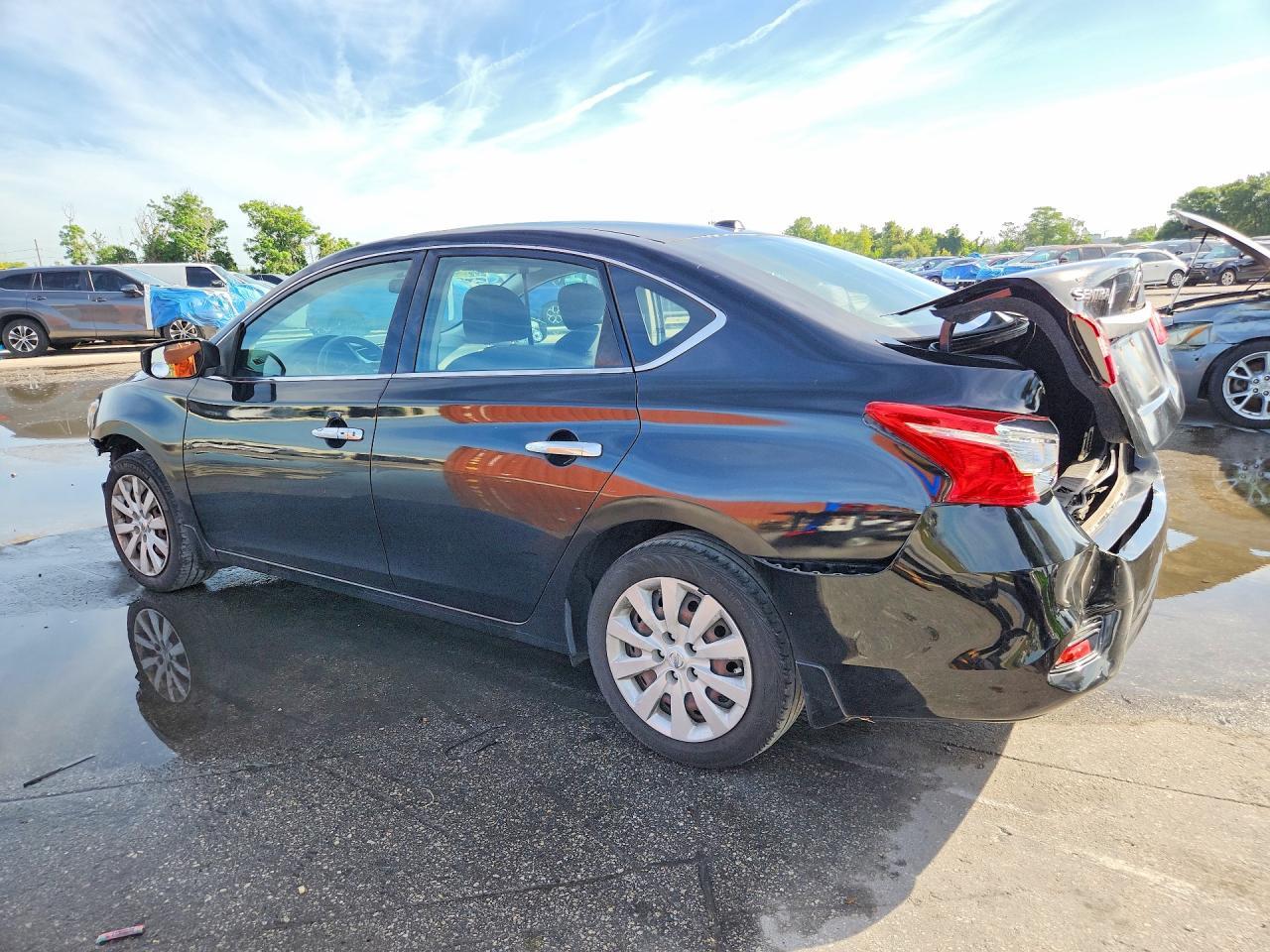 2017 Nissan Sentra Sv - Фото 2