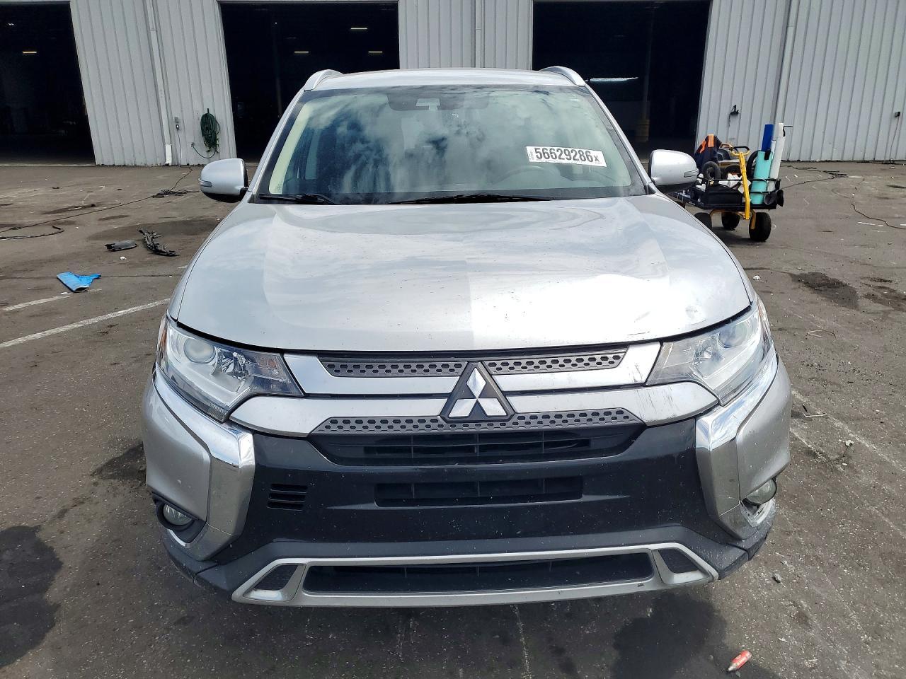 2020 Mitsubishi Outlander Se - Фото 5