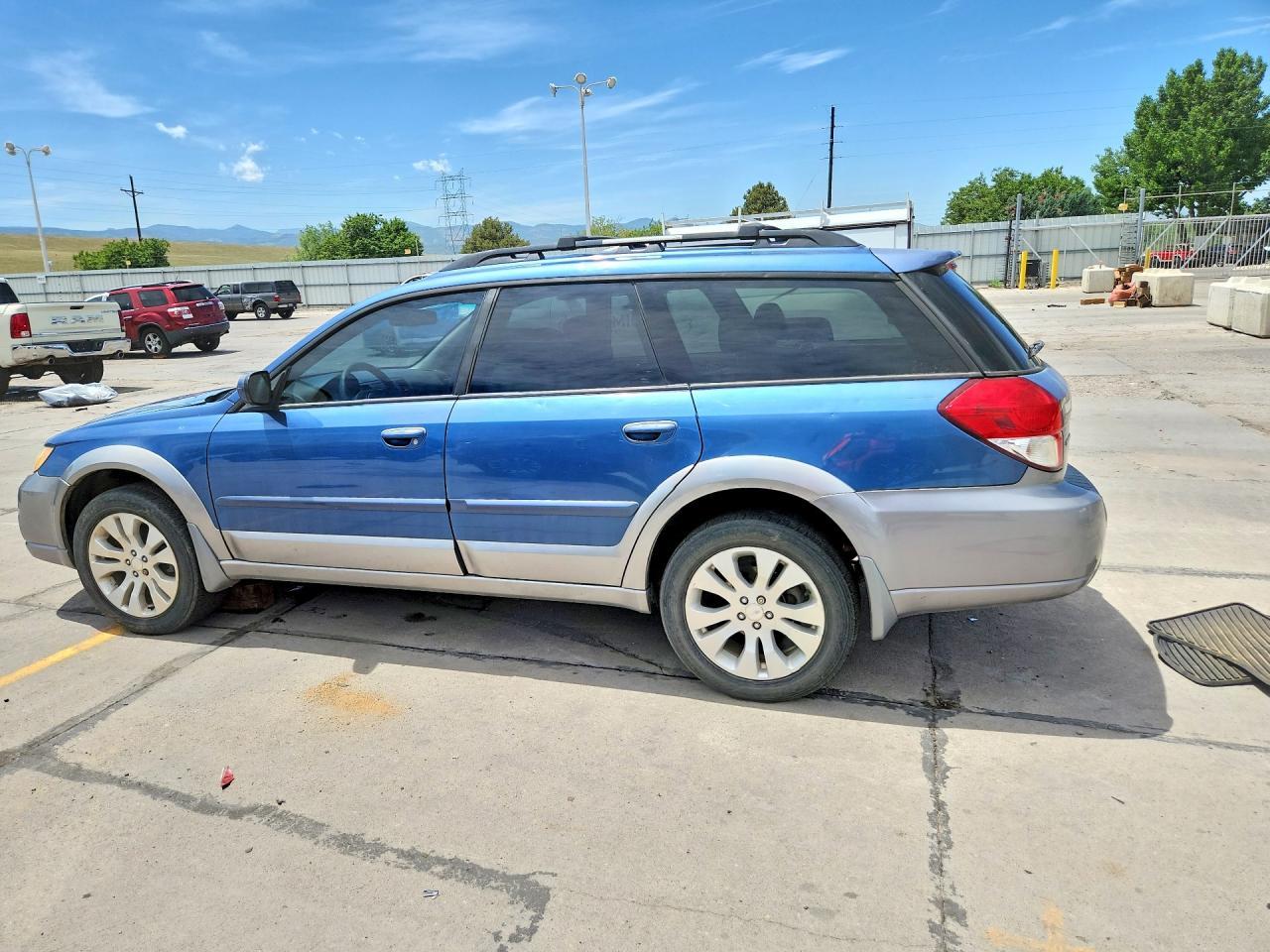 2009 Subaru Outback 2.5I Limited - Фото 2