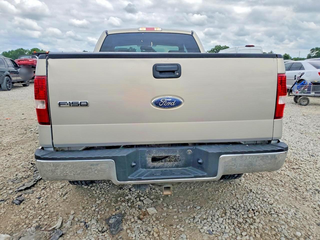 2006 Ford F150 - Image 6