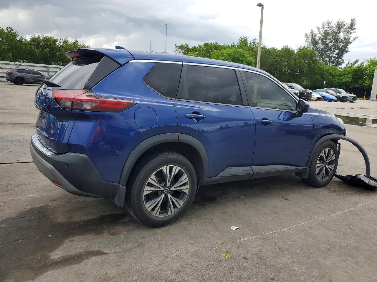2023 Nissan Rogue Sv - Фото 3
