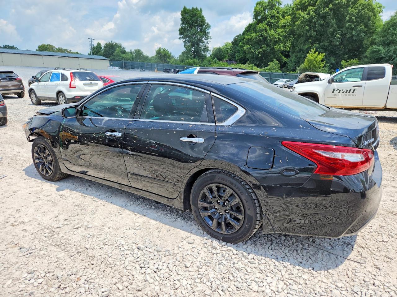 2018 Nissan Altima 2.5 S - Фото 2