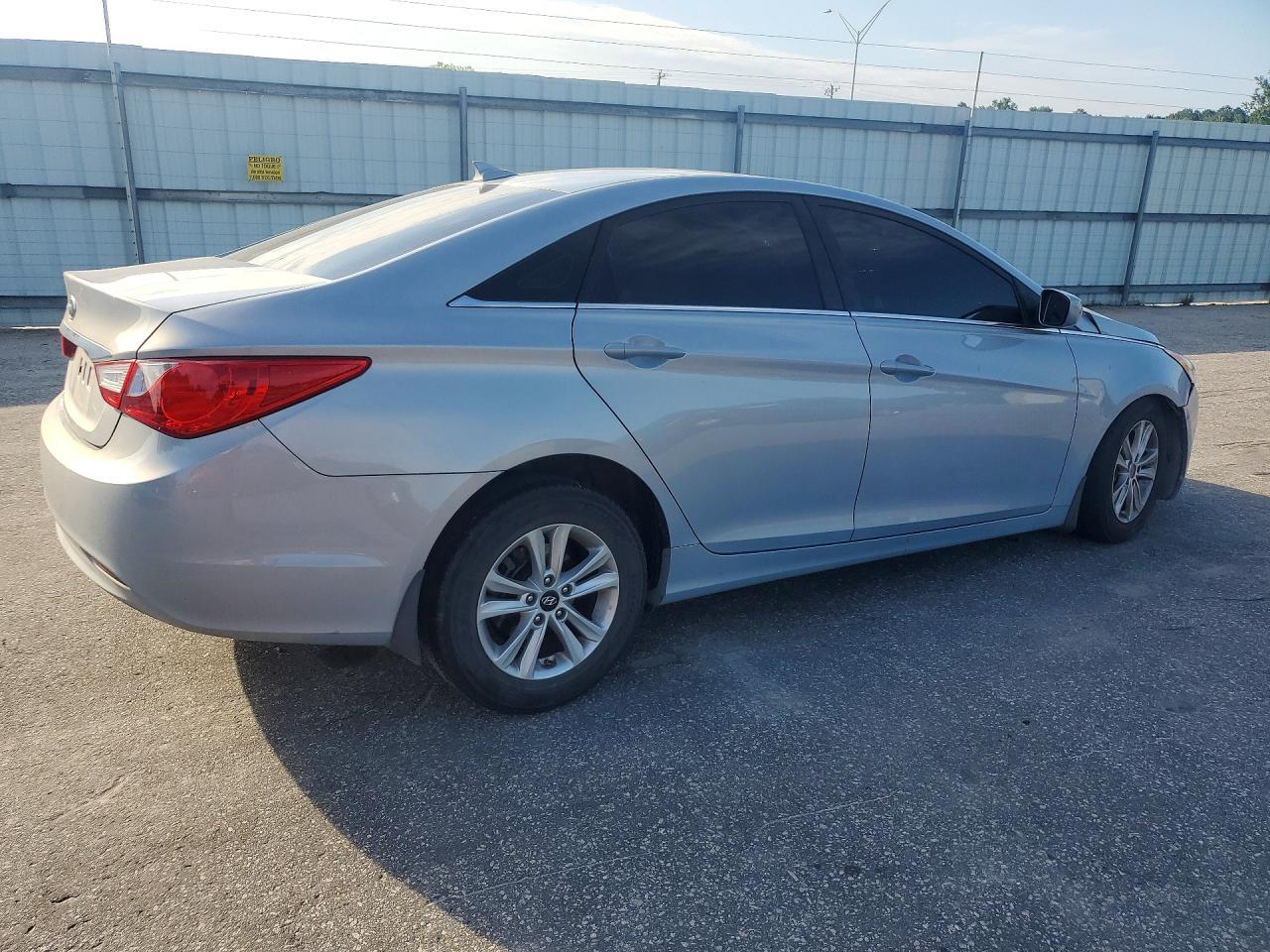 2013 Hyundai Sonata Gls - Фото 3
