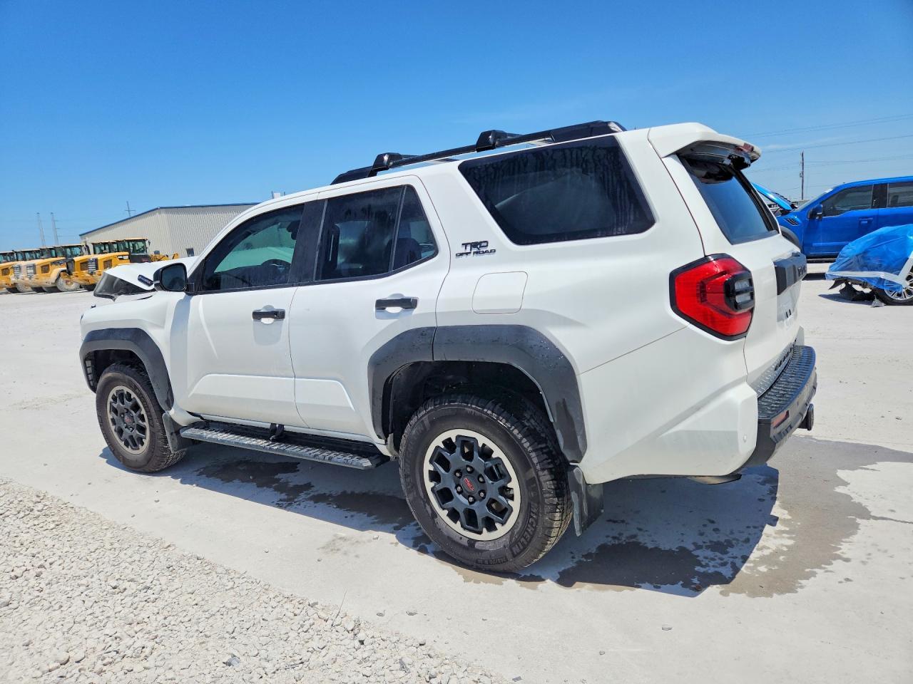 2026 Toyota 4Runner Trd Off-Road Hv - Image 2