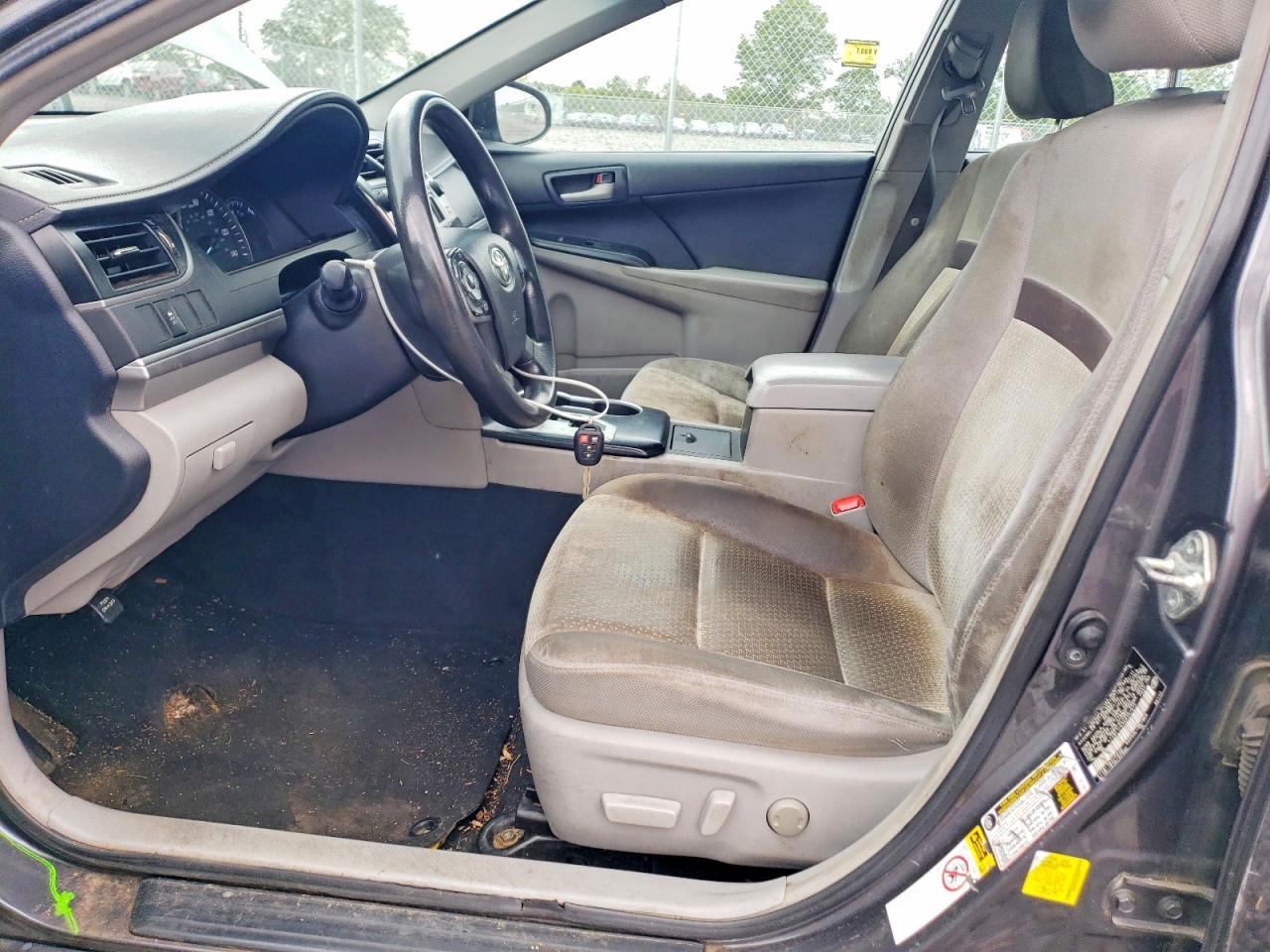 2014 Toyota Camry Le - Фото 7