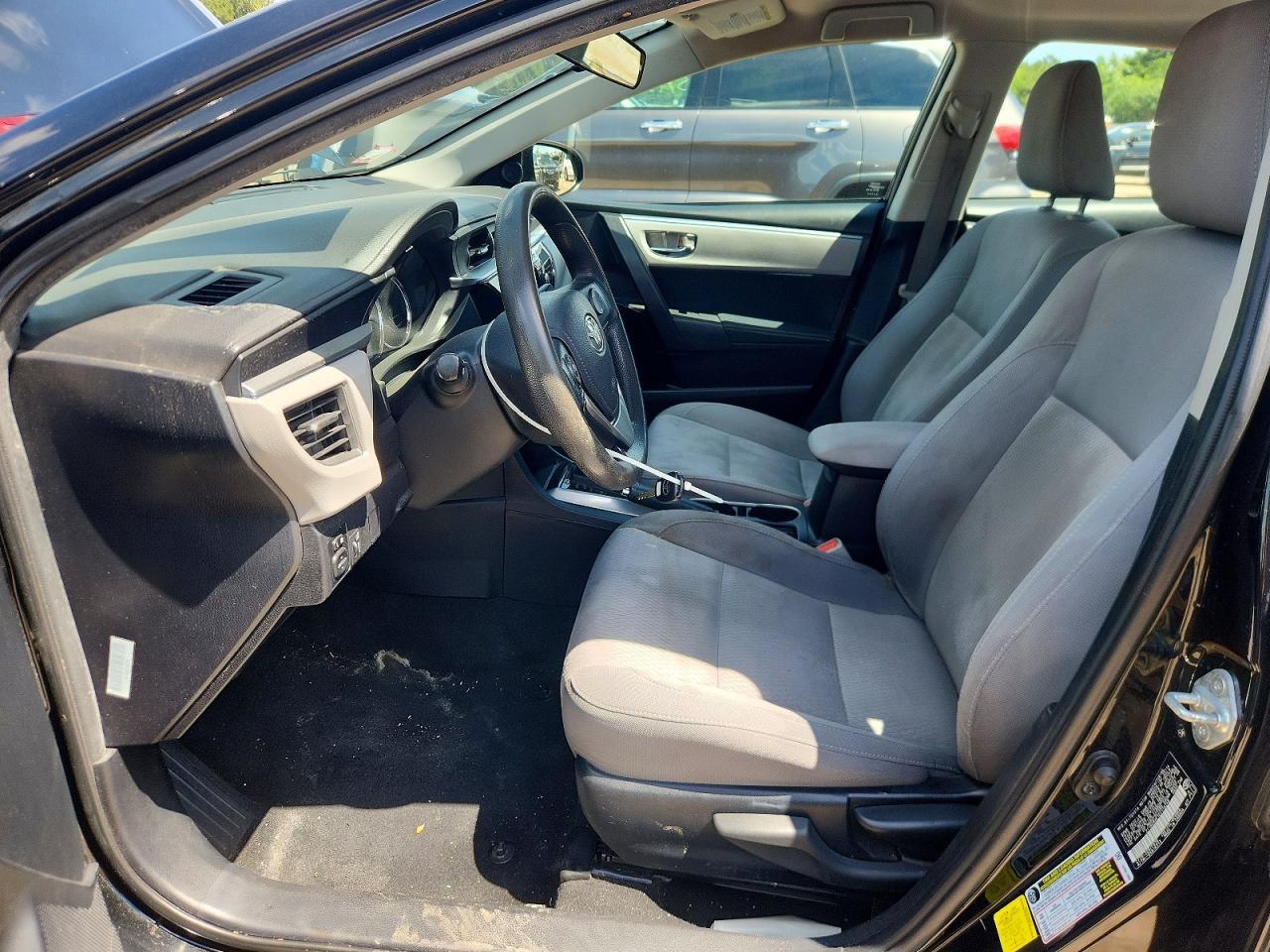 2014 Toyota Corolla Le - Image 7