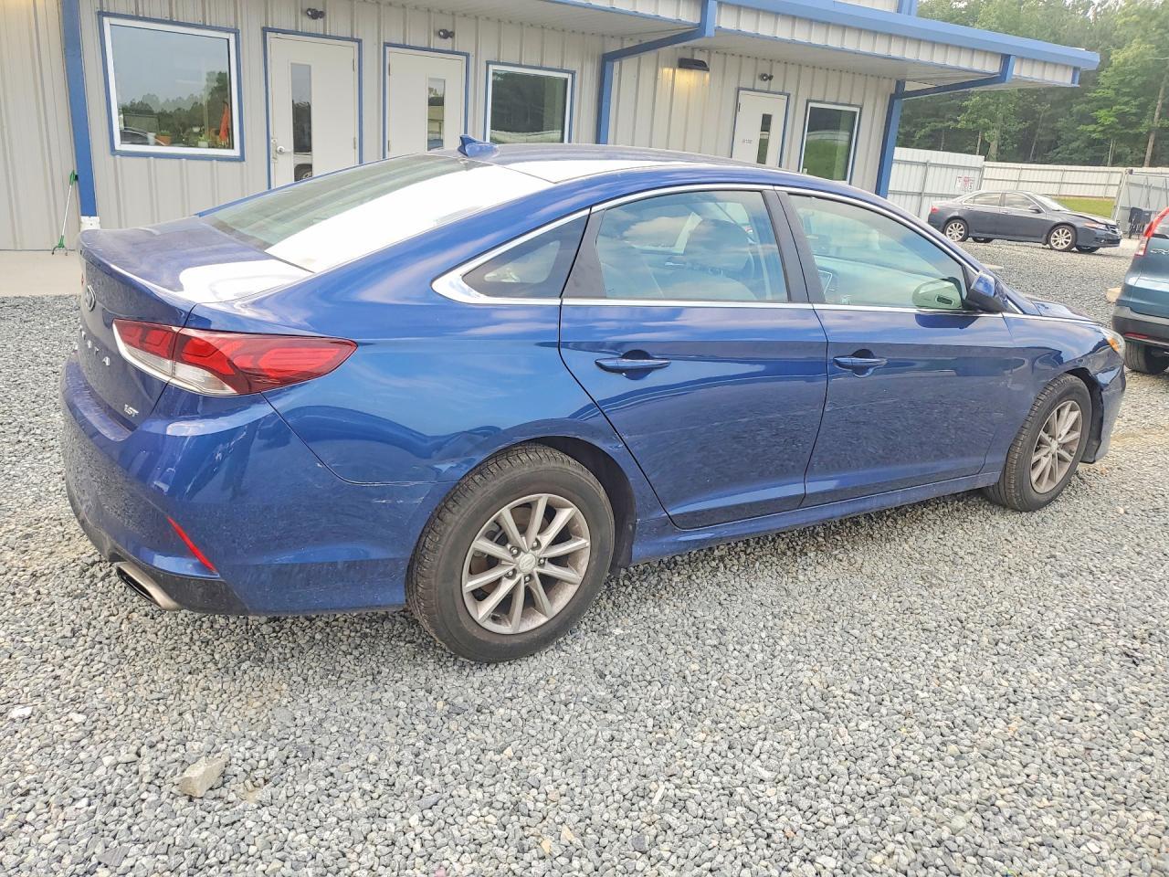 2018 Hyundai Sonata Eco - Фото 3